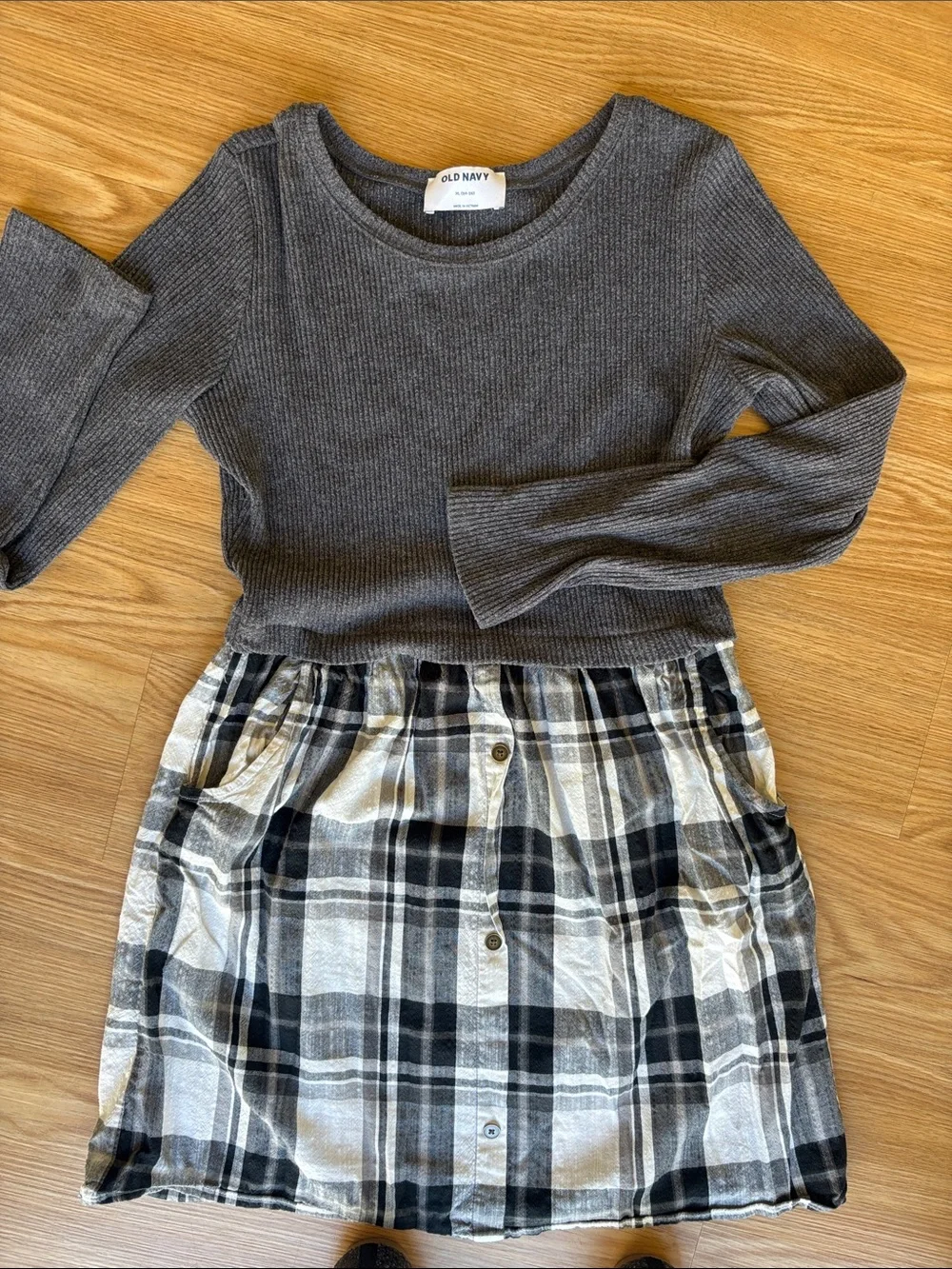 Old Navy Charcoal Ribbed Top Dress size XL 14/16 & Girls Gap shoes size 4